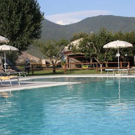 Agriturismo La Pisana Farm stay *